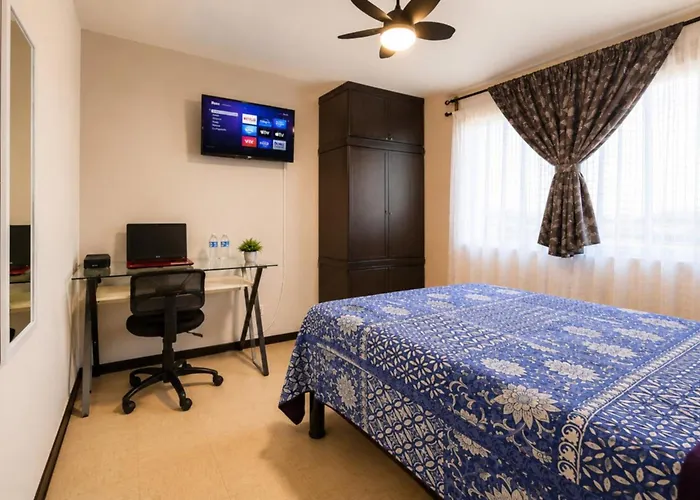Cozy Bedroom At 5 Min Airport T1 & T2